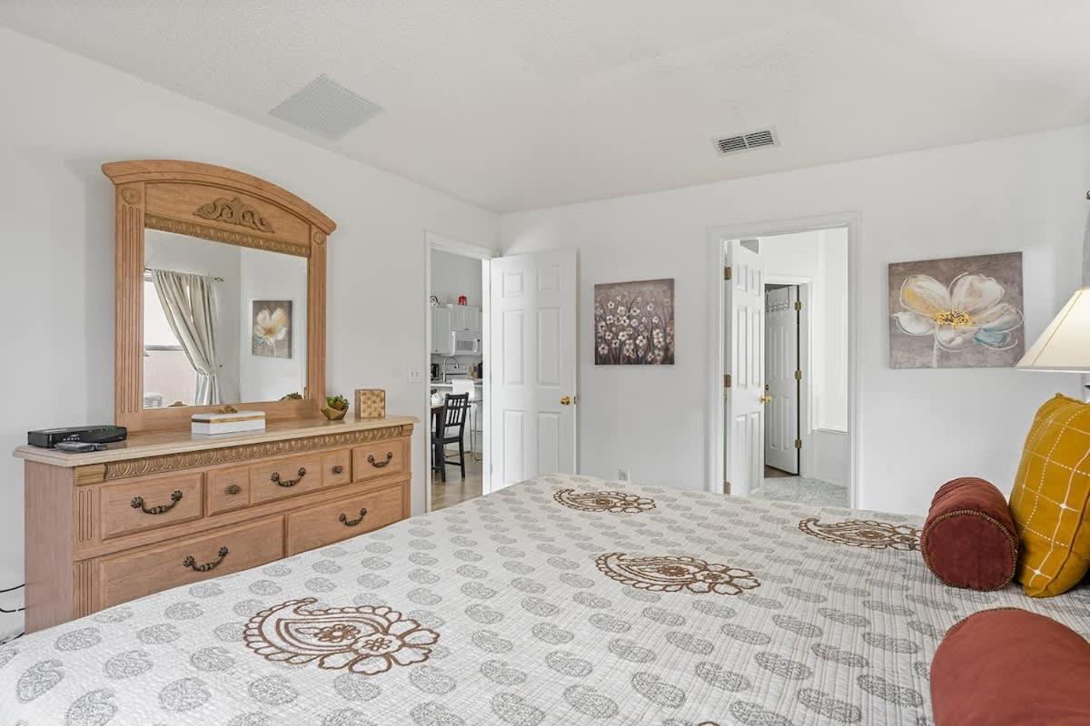 4 Bedroom No Carpet Just Remodeled Unit Sr1205 Kissimmee Extérieur photo